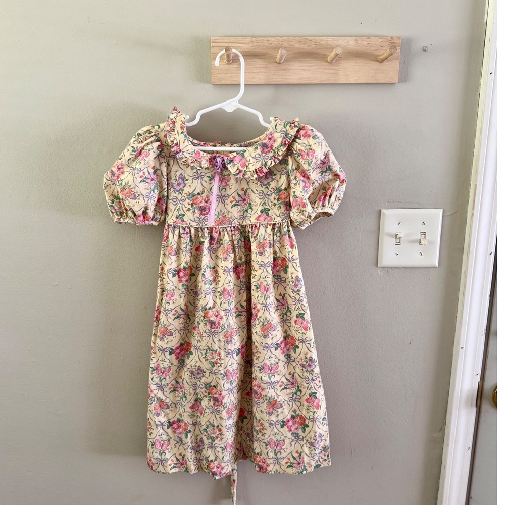 Size 4. Vintage‎ Allison Ann Cottagecore dress